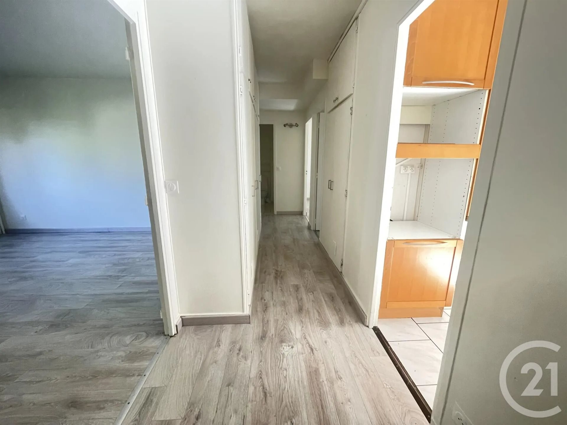 Appartement à louer, 72m², Bougival