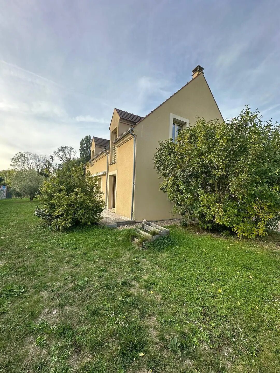 Maison à louer, 112m², Crespières
