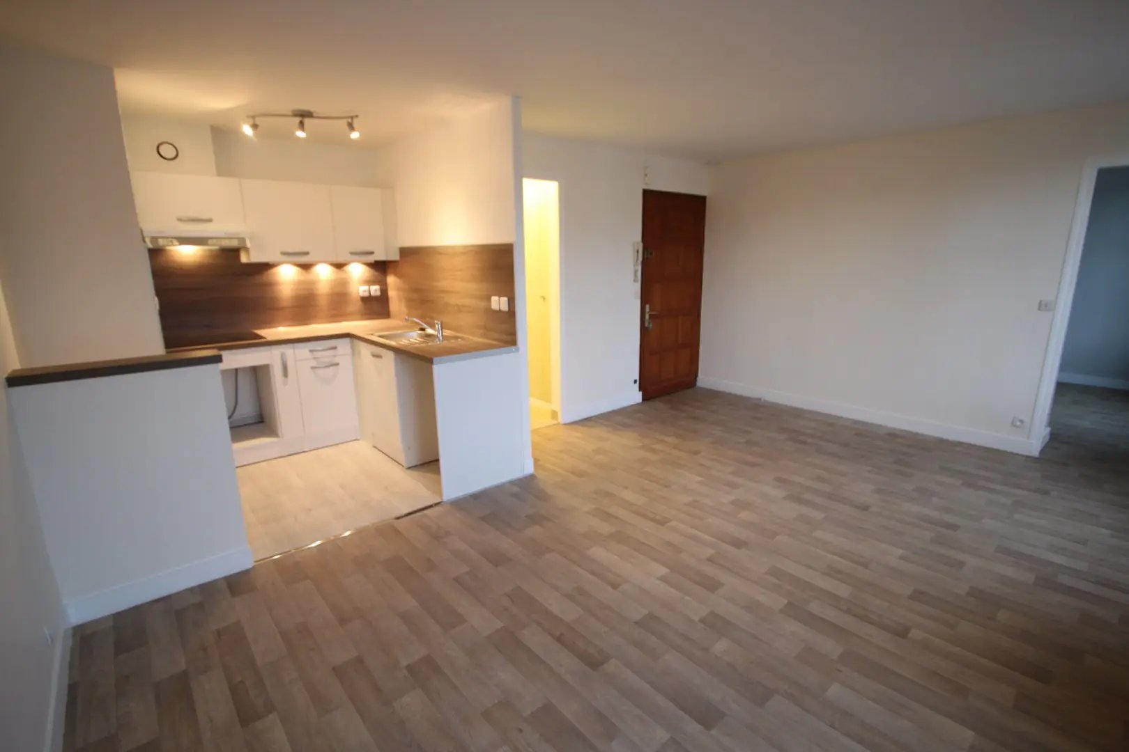 Appartement à louer, 37m², Jouy-en-Josas