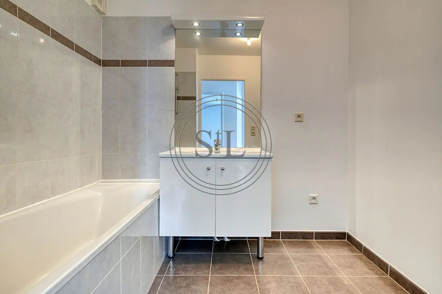 Appartement à vendre, 81m², Buc