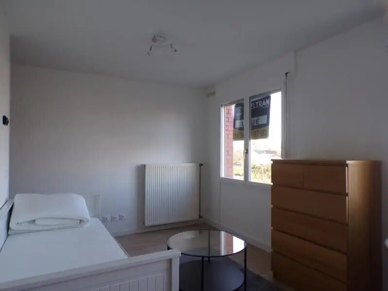 Appartement à louer, 23m², Montigny-le-Bretonneux