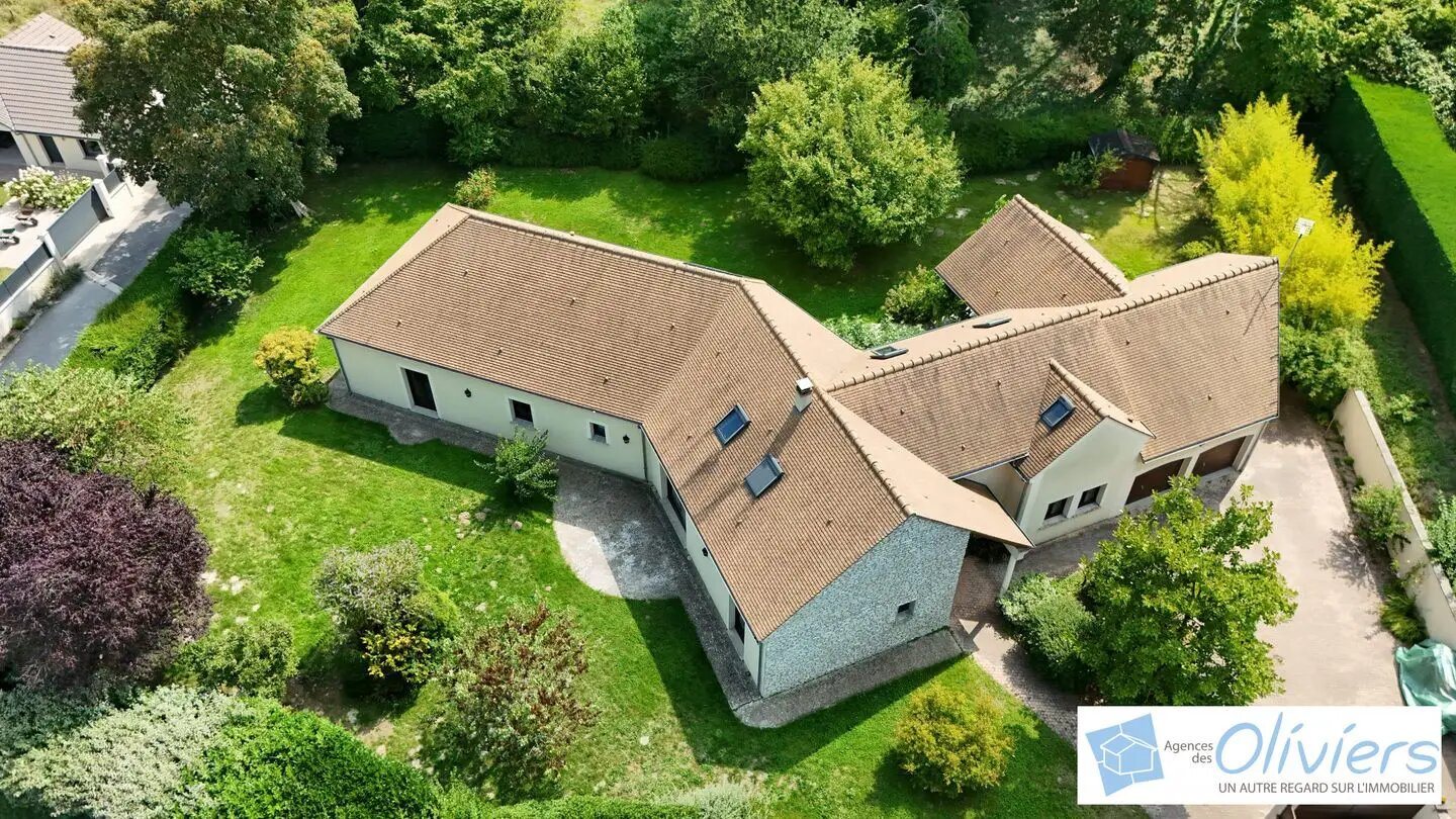 Maison à vendre, 260m², Dampierre-en-Yvelines