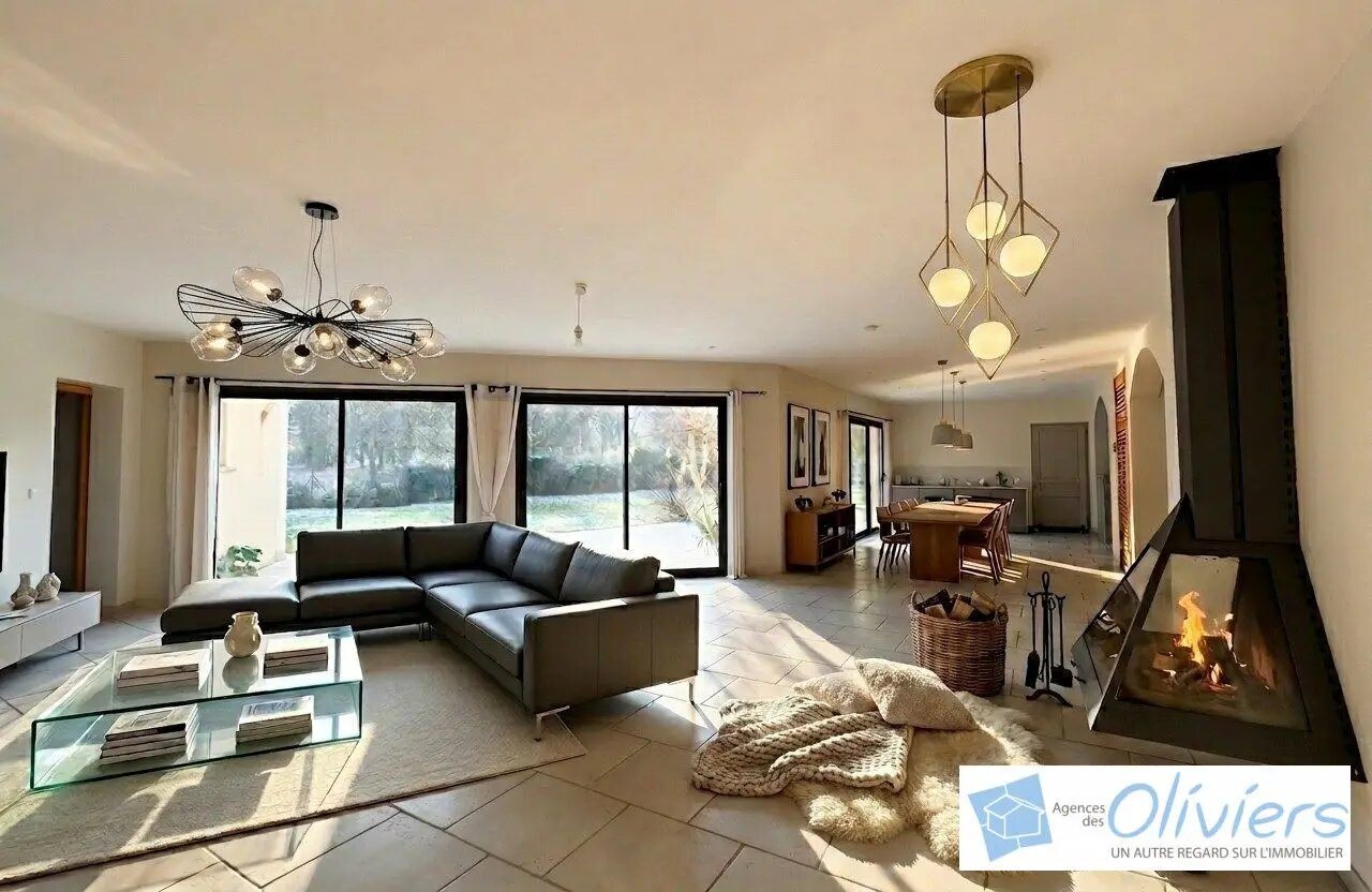 Maison à vendre, 260m², Dampierre-en-Yvelines
