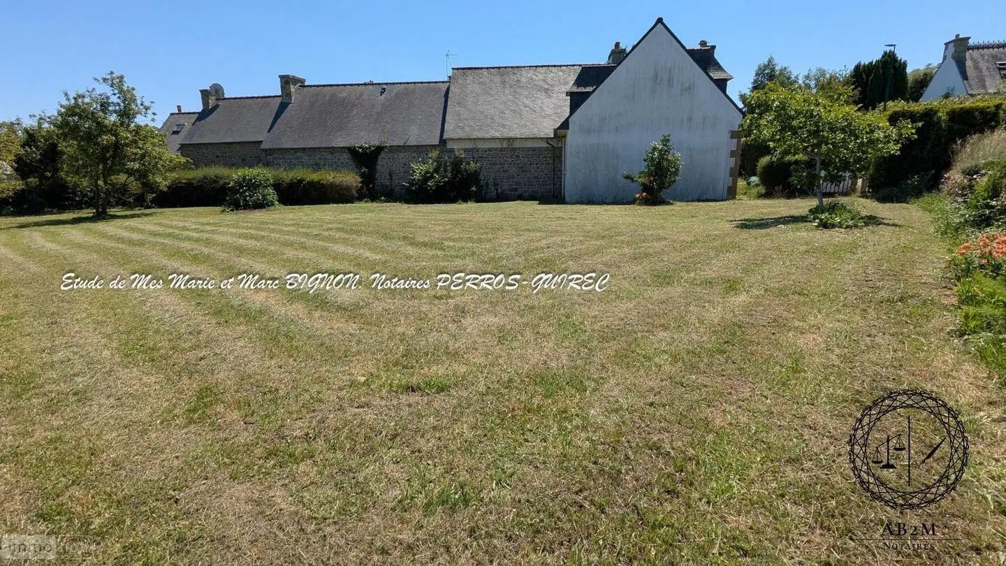 Maison à vendre, 116m², Trélévern