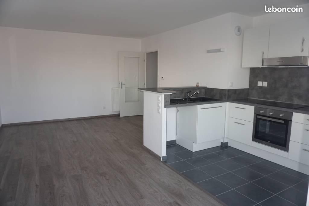 Appartement à louer, 61m², Saint-André-lez-Lille