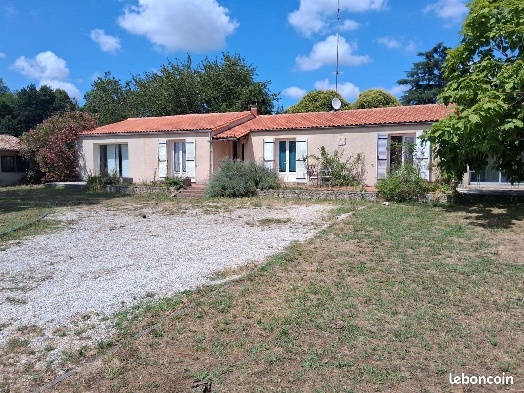 Maison à vendre, 171m², Courpignac