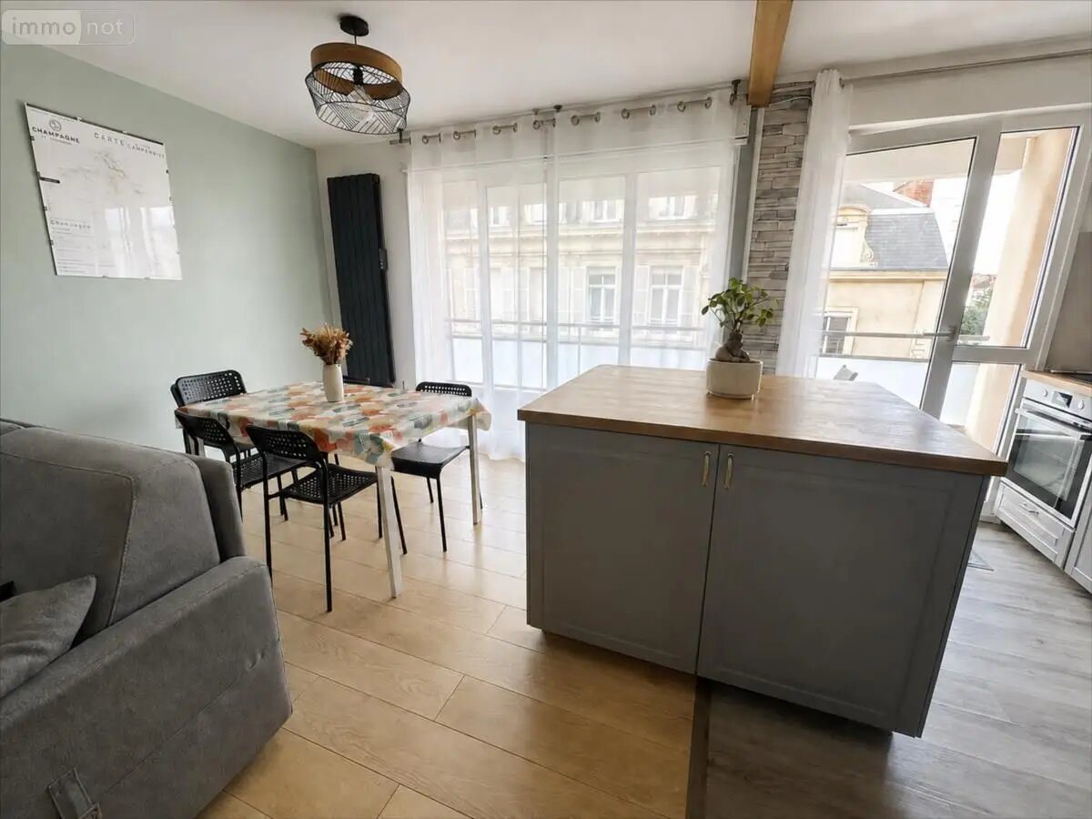 Appartement à louer, 44m², Reims
