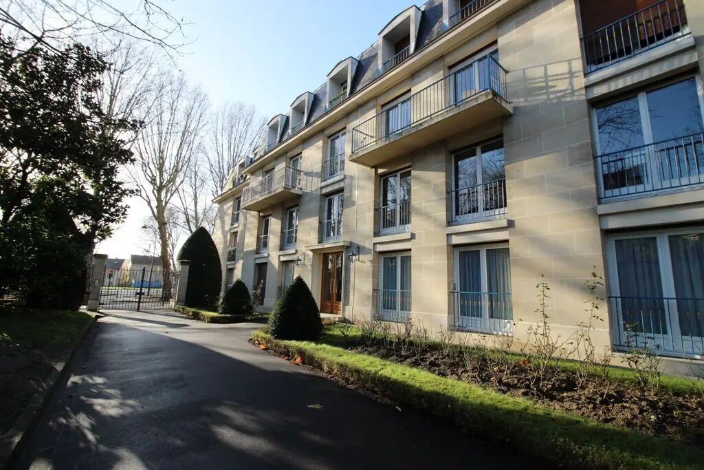 Appartement à louer, 151m², Versailles