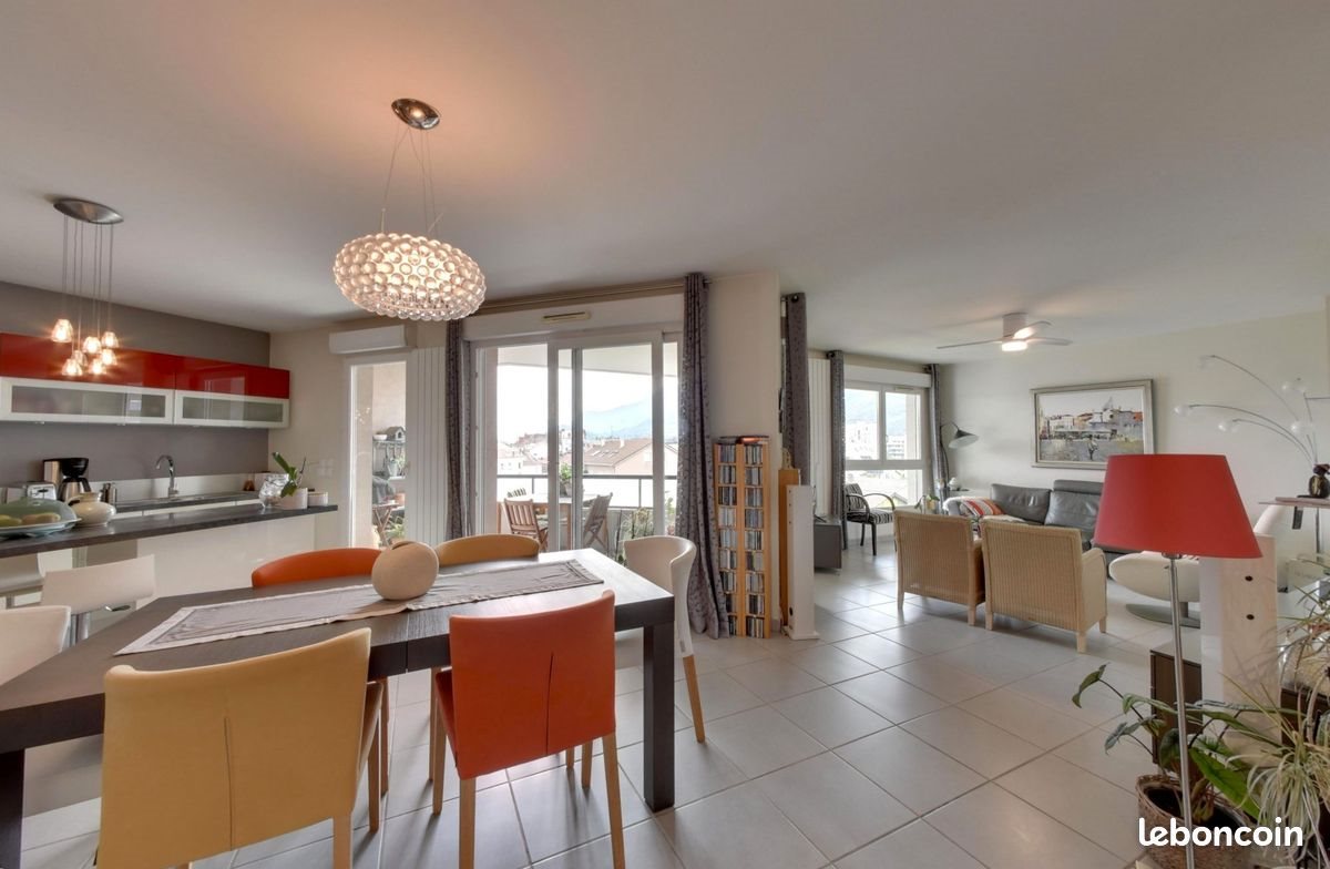 Appartement à vendre, 106m², Grenoble