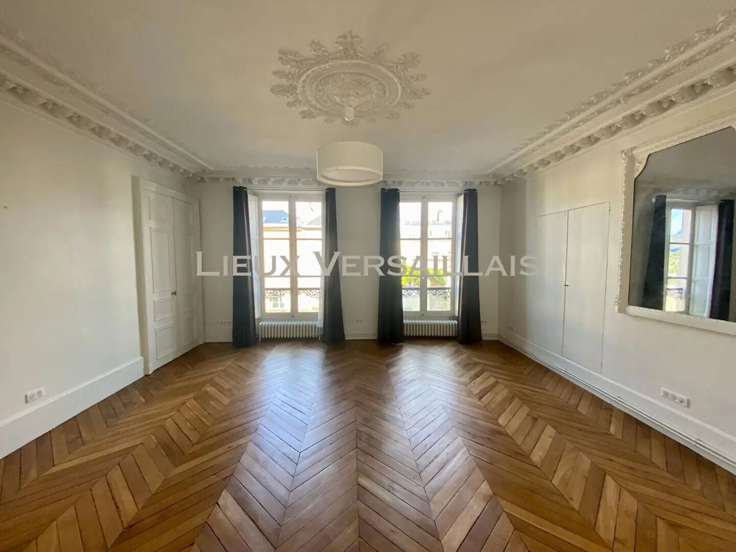 Appartement à louer, 80m², Versailles