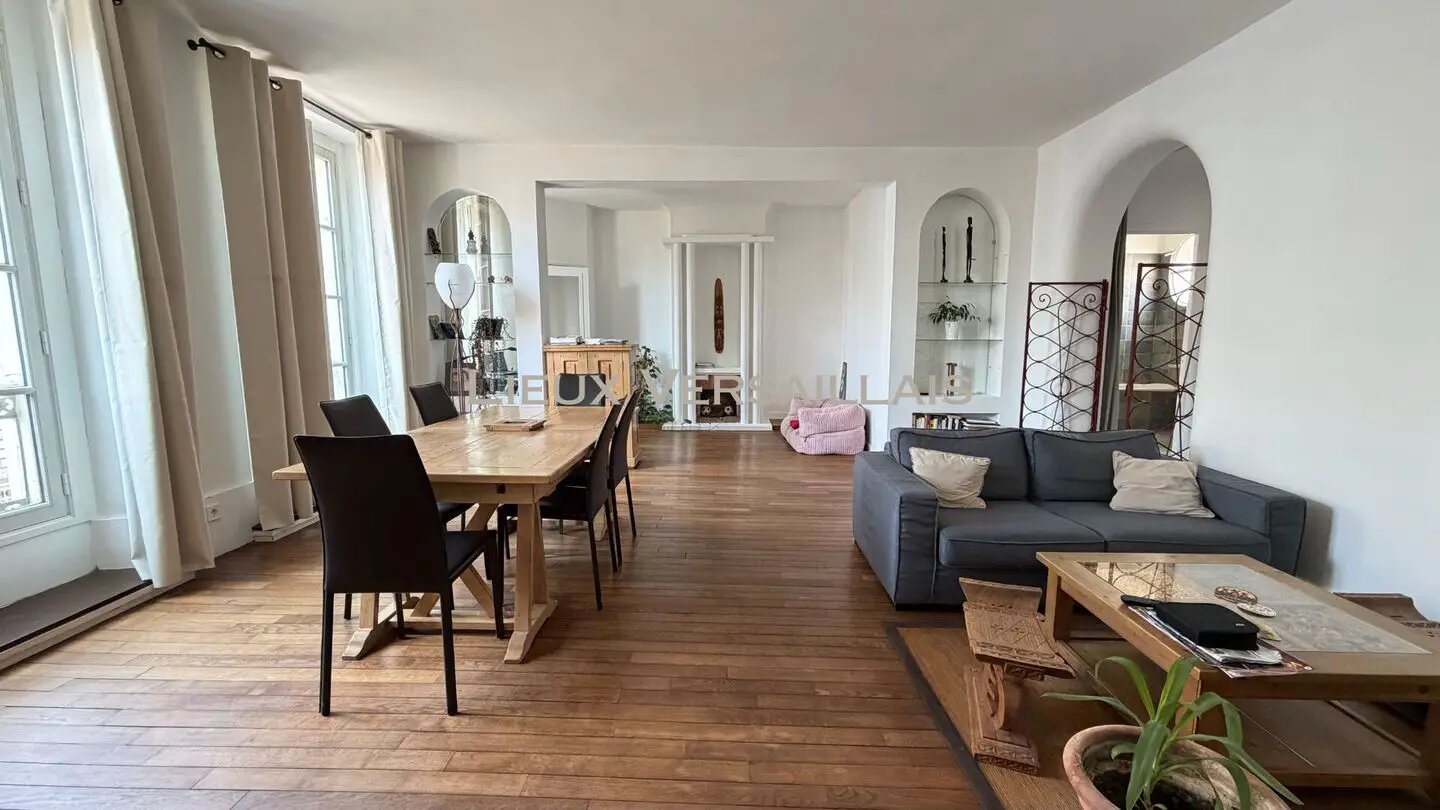 Appartement à louer, 97m², Versailles