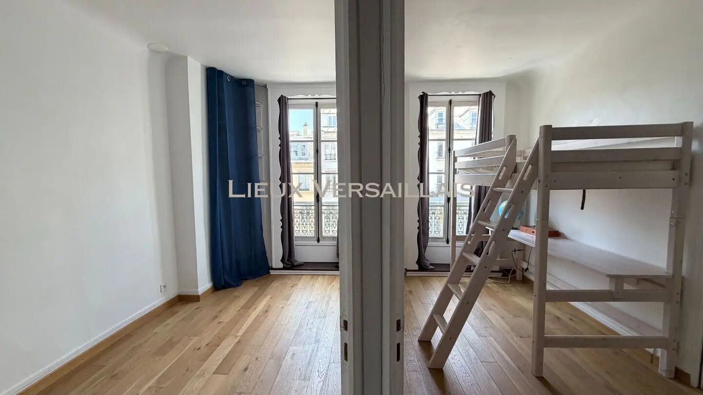 Appartement à louer, 97m², Versailles
