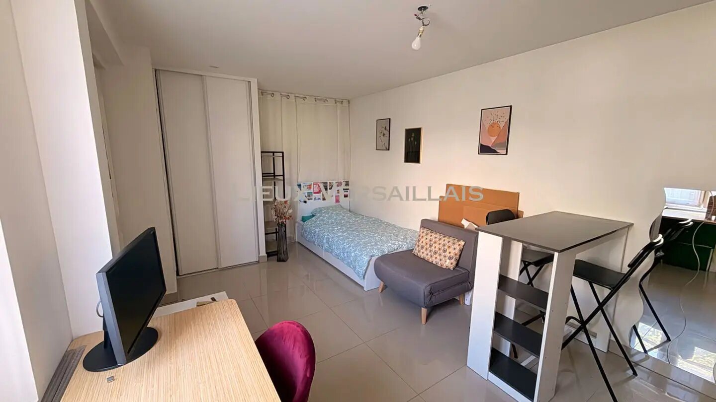 Appartement à louer, 21m², Versailles