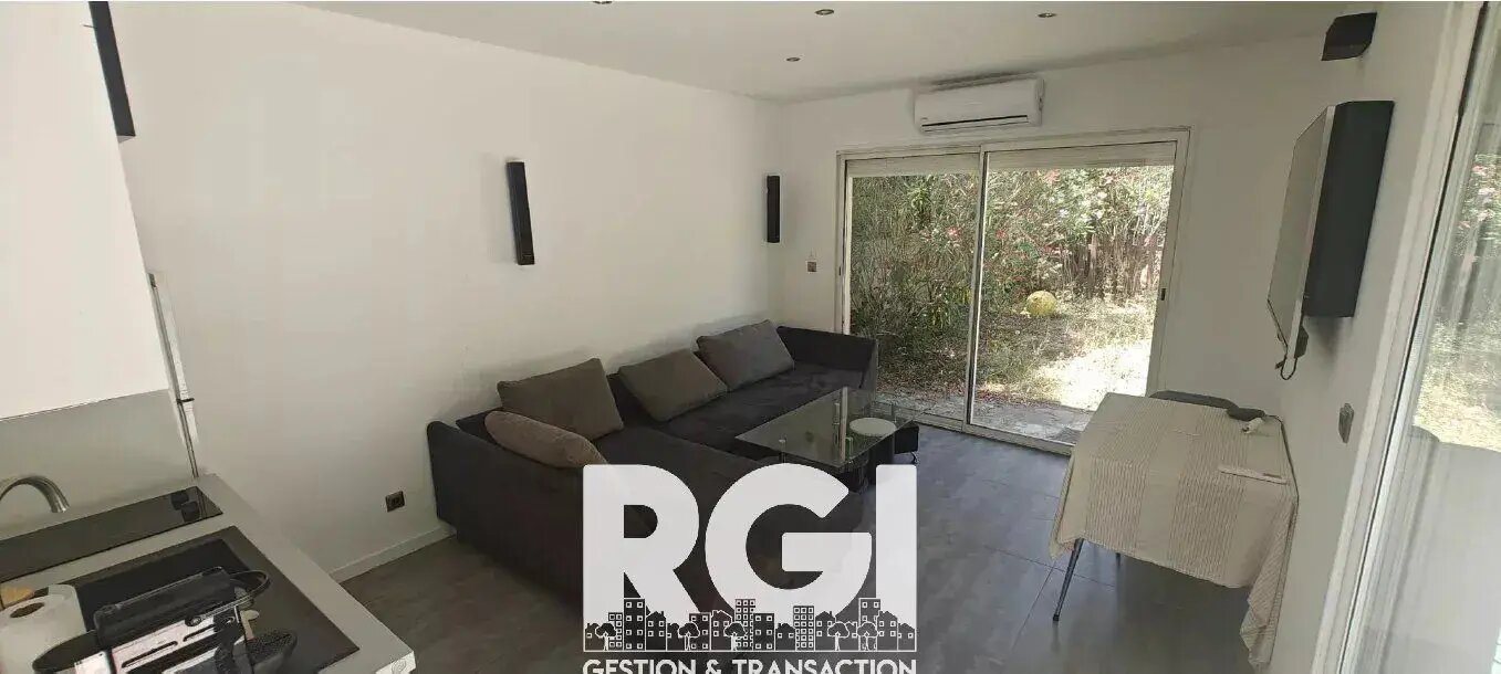 Appartement à louer, 2m², Marseille 9ème