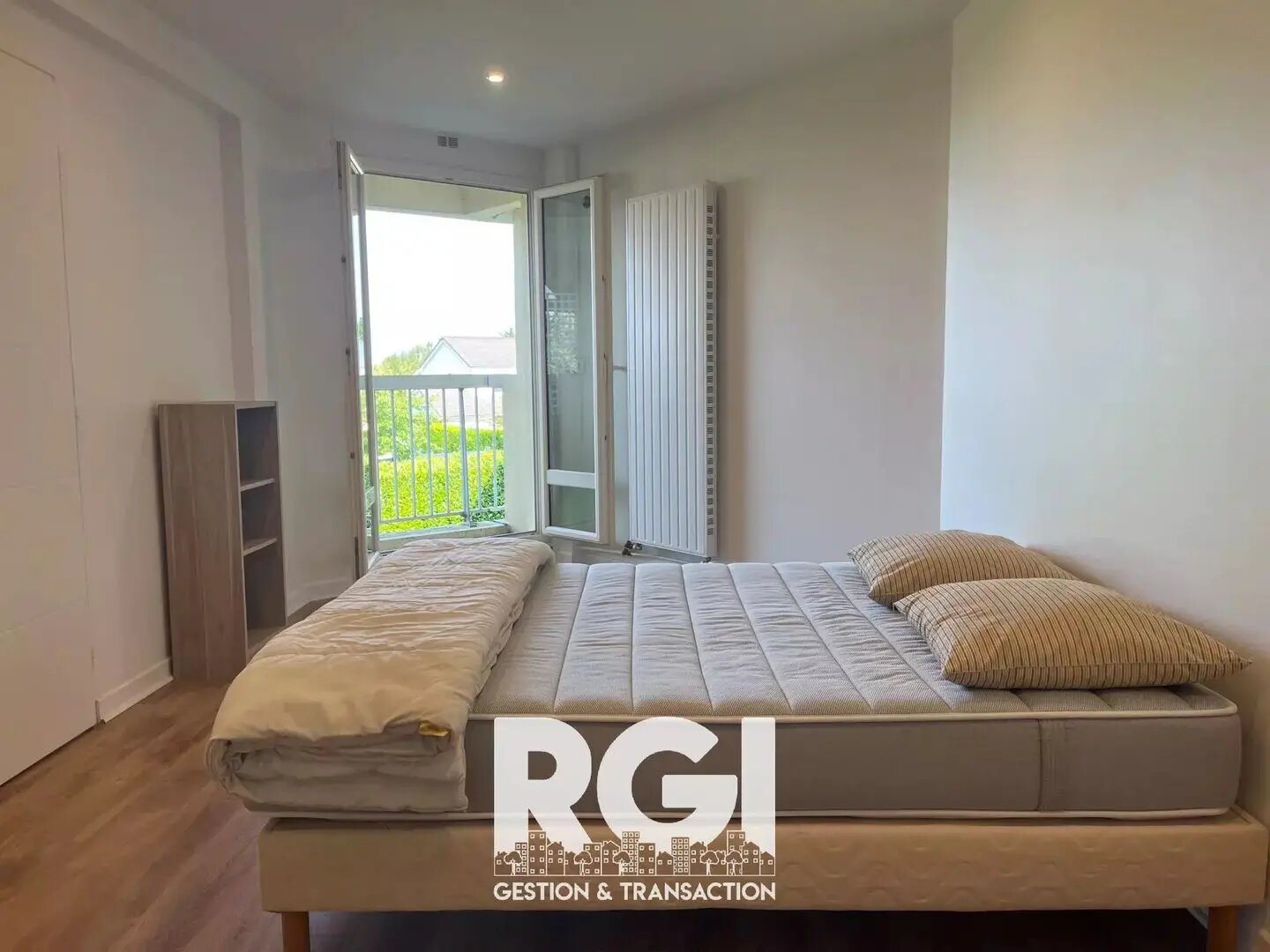 Appartement à louer, 45m², Le Mesnil-Saint-Denis