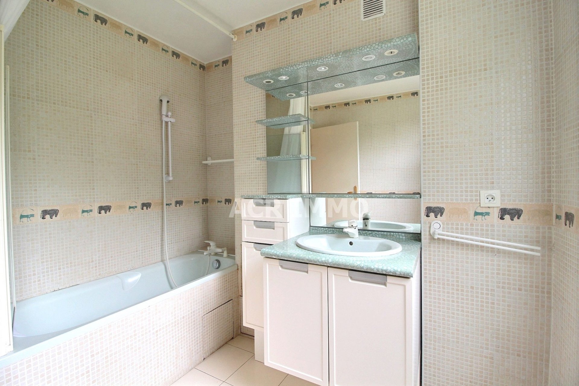 Appartement à vendre, 70m², Maurecourt