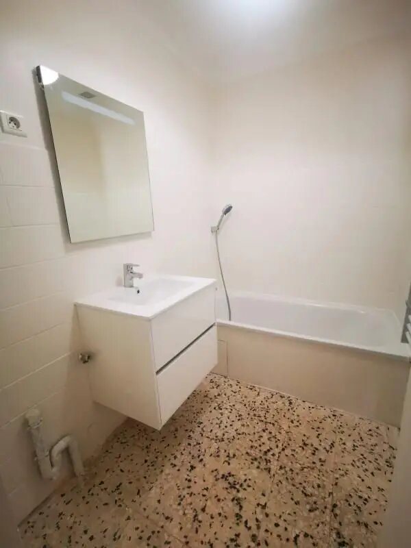 Maison à louer, 86m², Rochefort-du-Gard