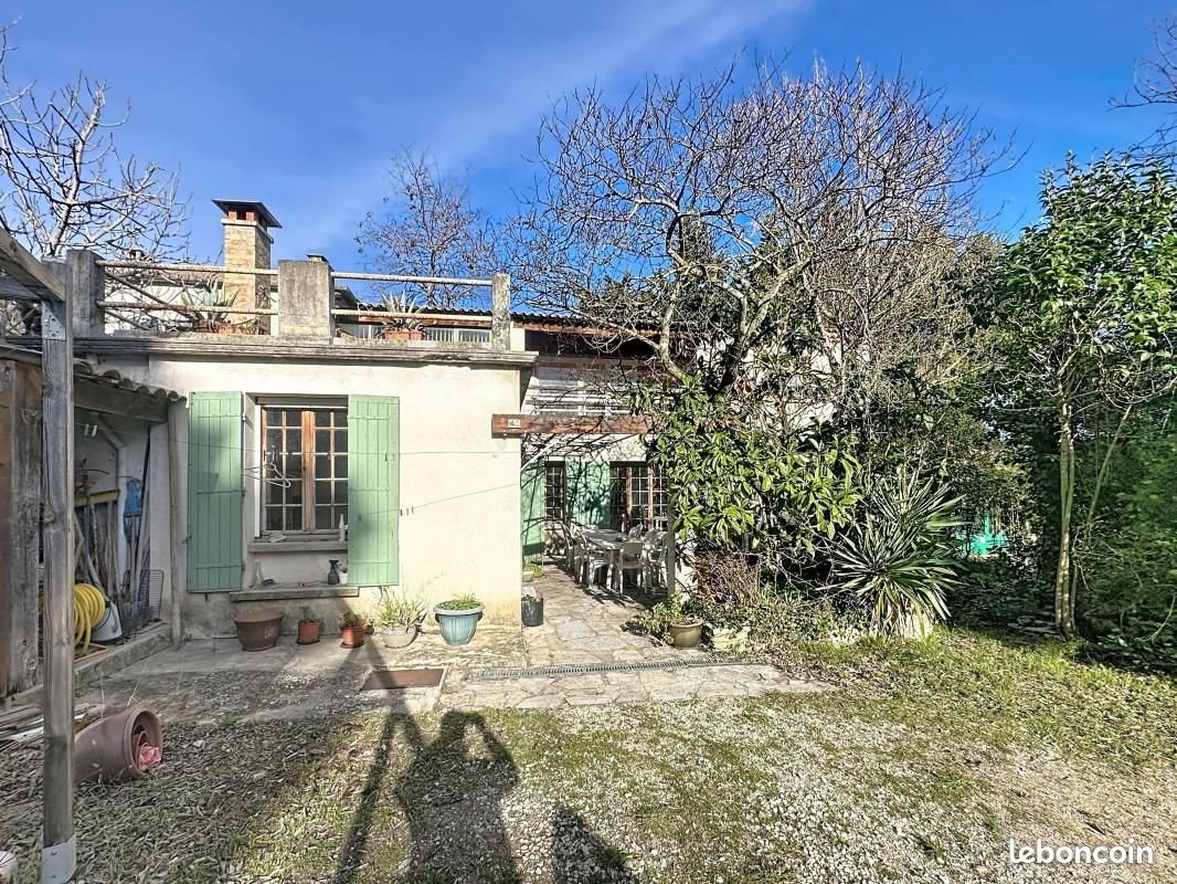 Maison à vendre, 219m², Villeneuve-lès-Avignon