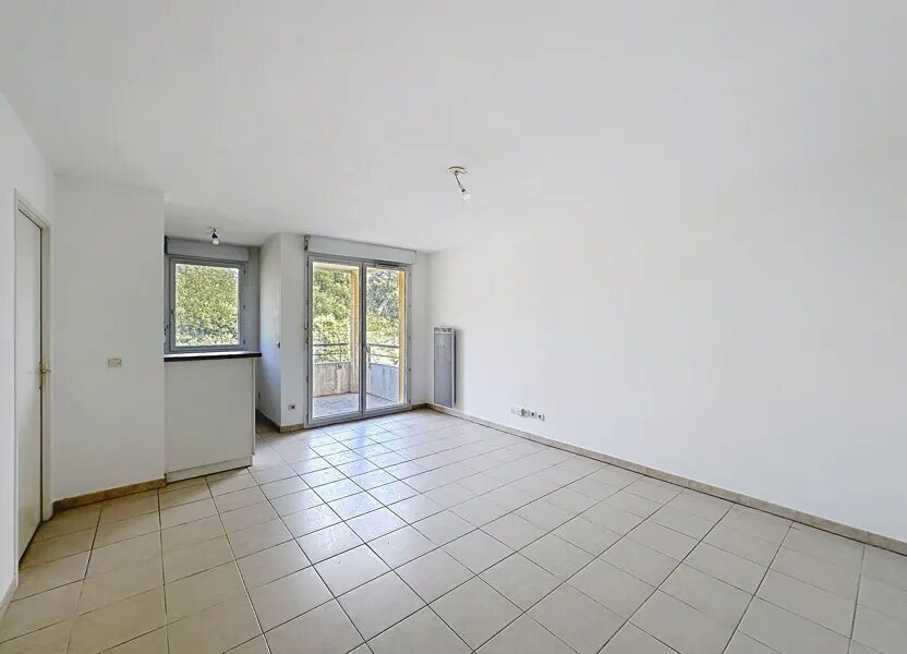 Appartement à louer, 41m², Morières-lès-Avignon