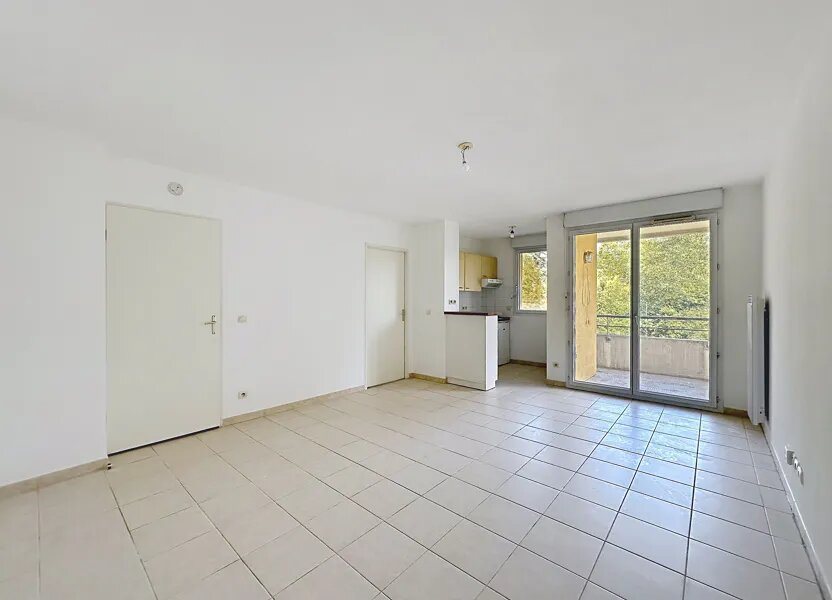Appartement à louer, 41m², Morières-lès-Avignon