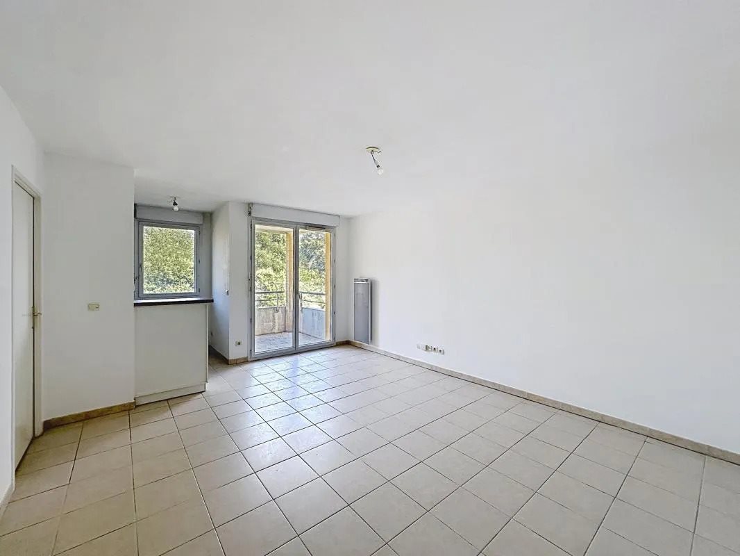 Appartement à louer, 41m², Morières-lès-Avignon