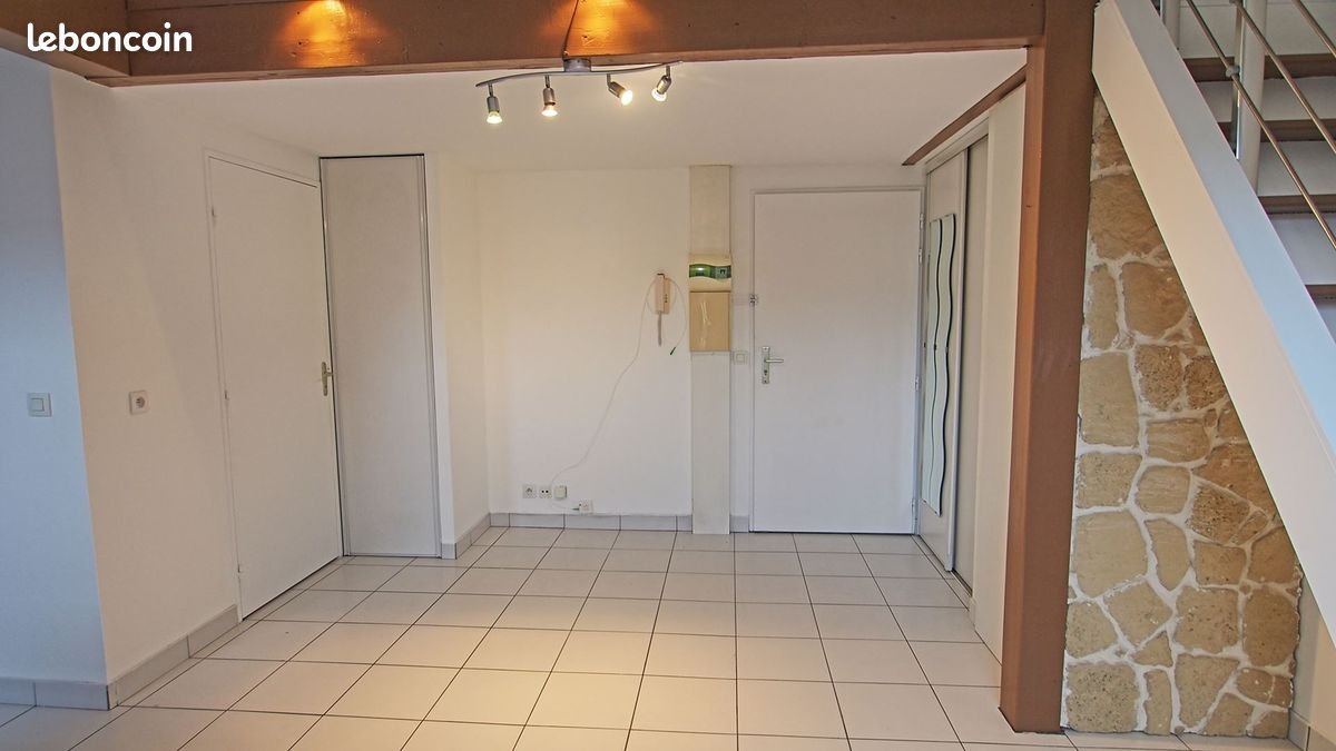 Appartement à louer, 23m², Neauphle-le-Château