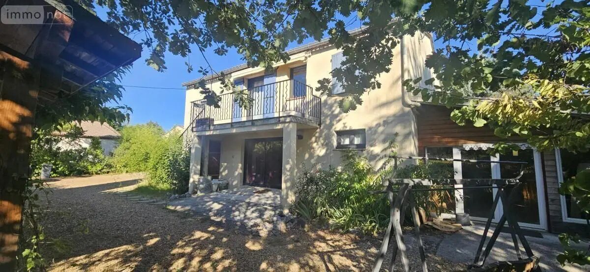 Maison à vendre, 163m², Sauve