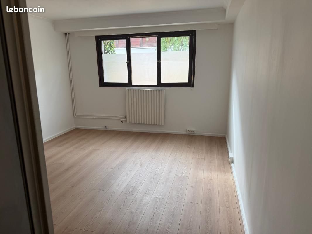 Appartement à louer, 27m², Noisy-le-Roi