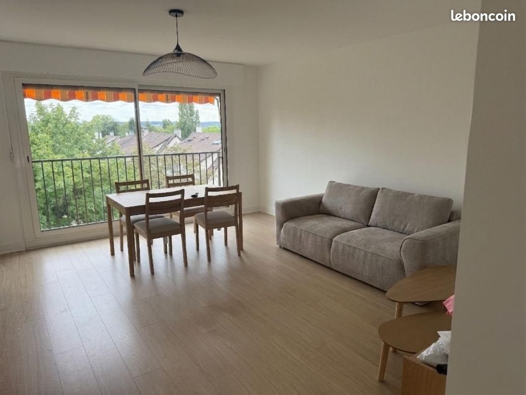 Appartement à louer, 60m², Bailly