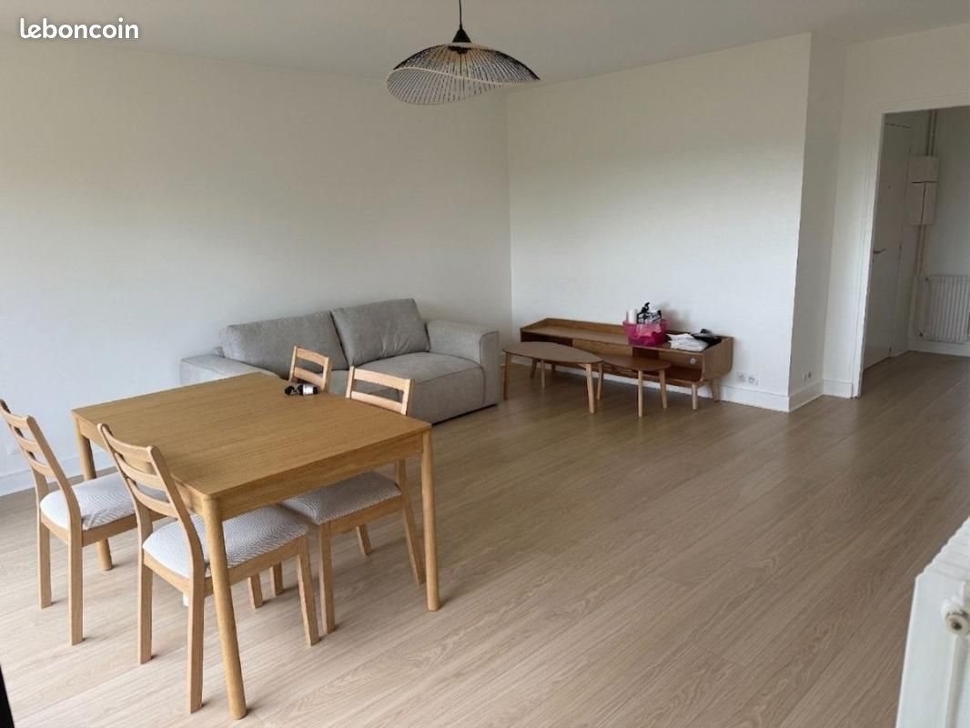 Appartement à louer, 60m², Bailly
