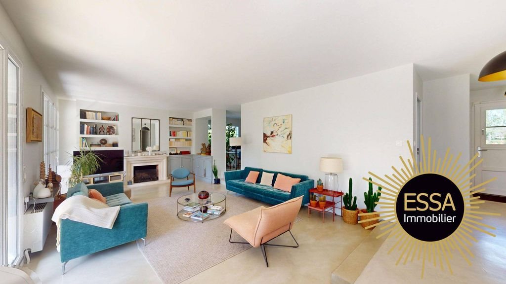Maison à vendre, 200m², Saint-Nom-la-Bretèche