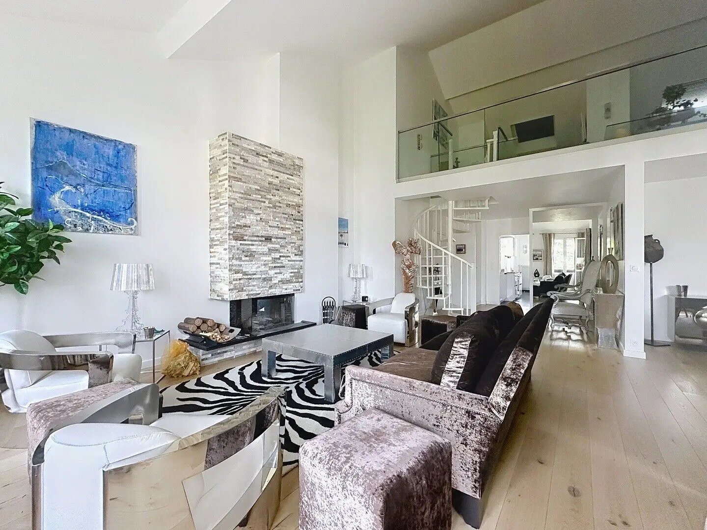 Appartement à louer, 200m², Louveciennes