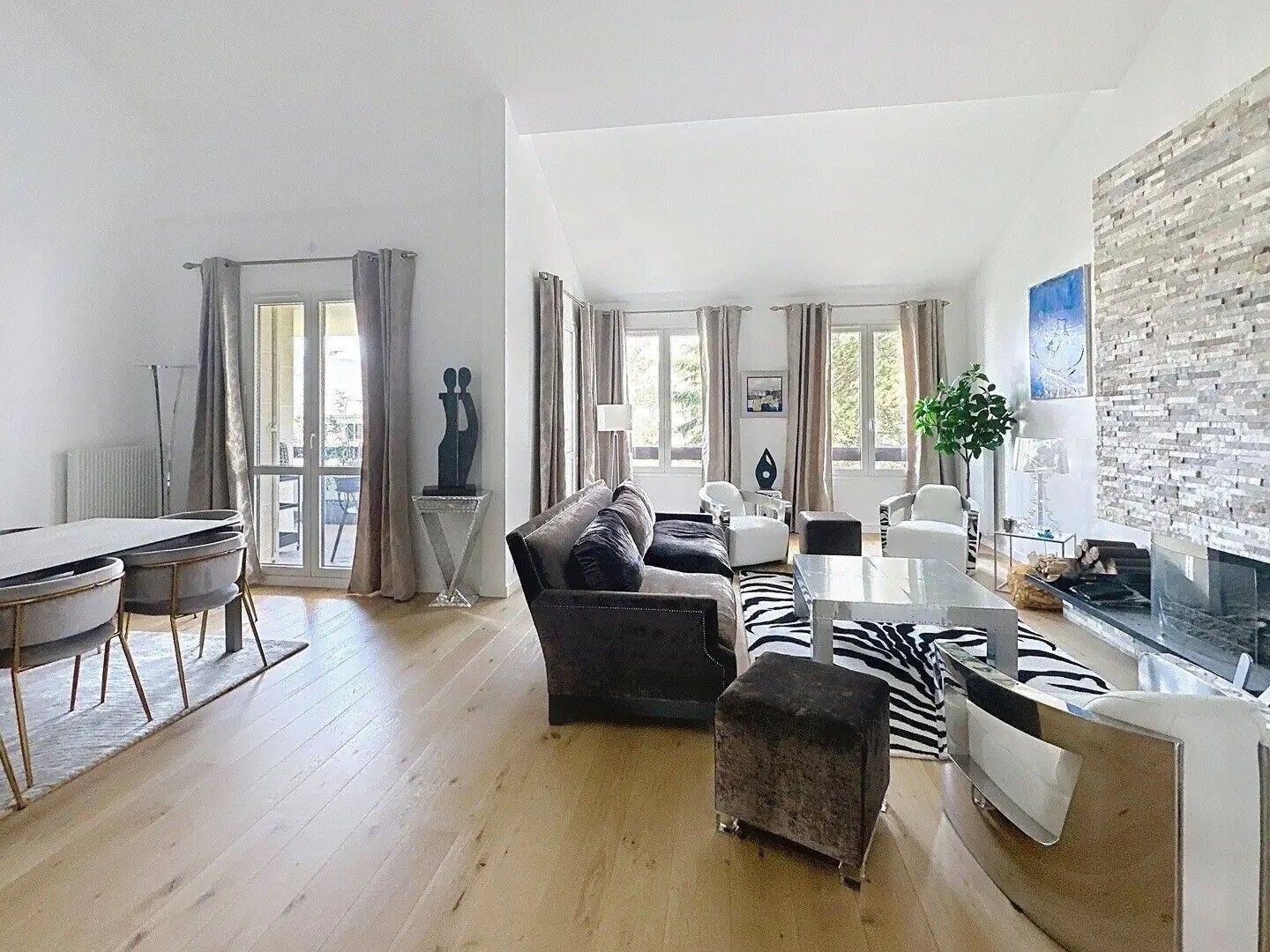 Appartement à louer, 200m², Louveciennes
