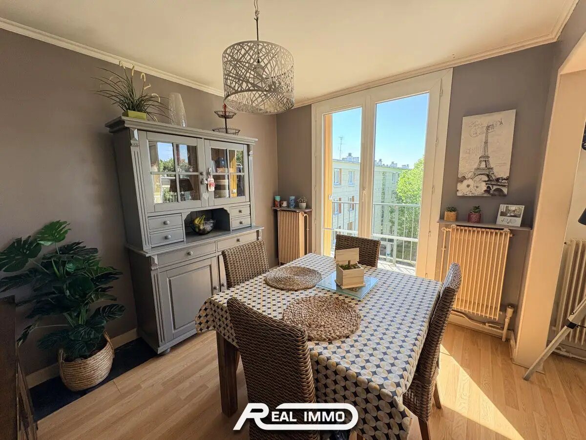 Appartement à vendre, 82m², Neauphle-le-Château