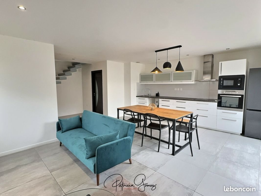 Maison à louer, 85m², Valdurenque