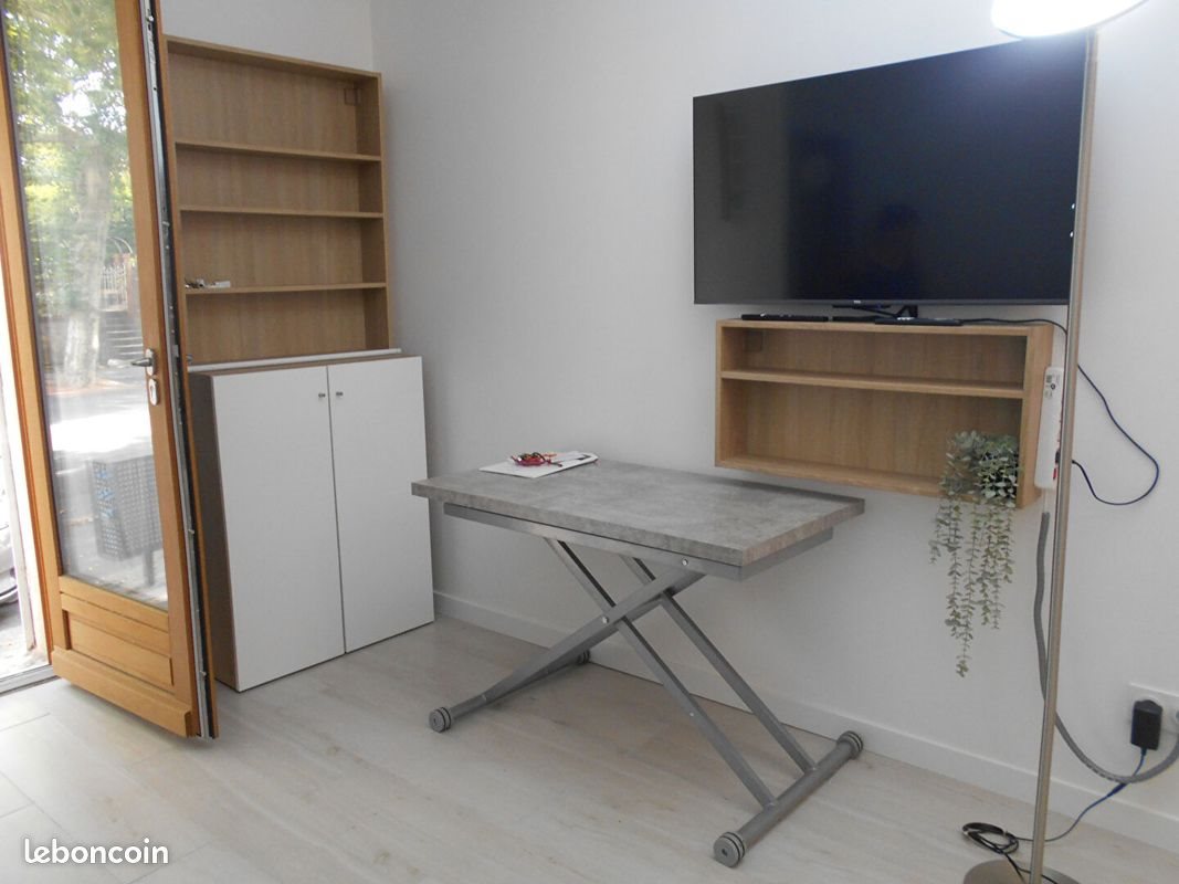 Appartement à louer, 18m², Saint-Sulpice-la-Pointe