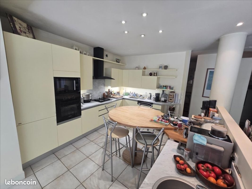 Maison à vendre, 201m², Poitiers