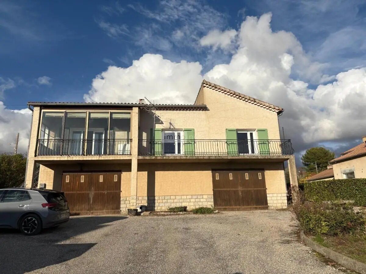 Maison à vendre, 135m², Saint-Etienne-les-Orgues