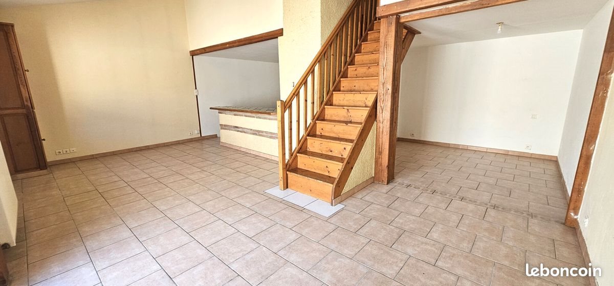 Appartement à louer, 54m², Bressols
