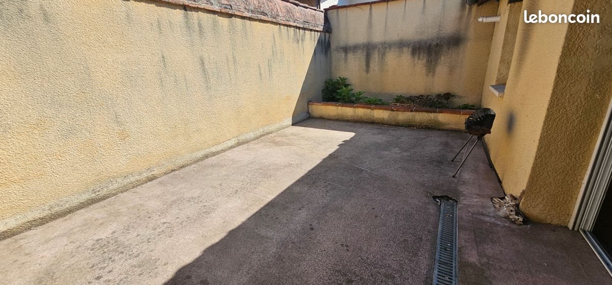 Appartement à louer, 54m², Bressols