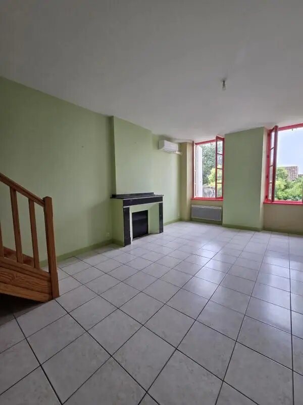 Appartement à louer, 84m², Beaumont-de-Lomagne
