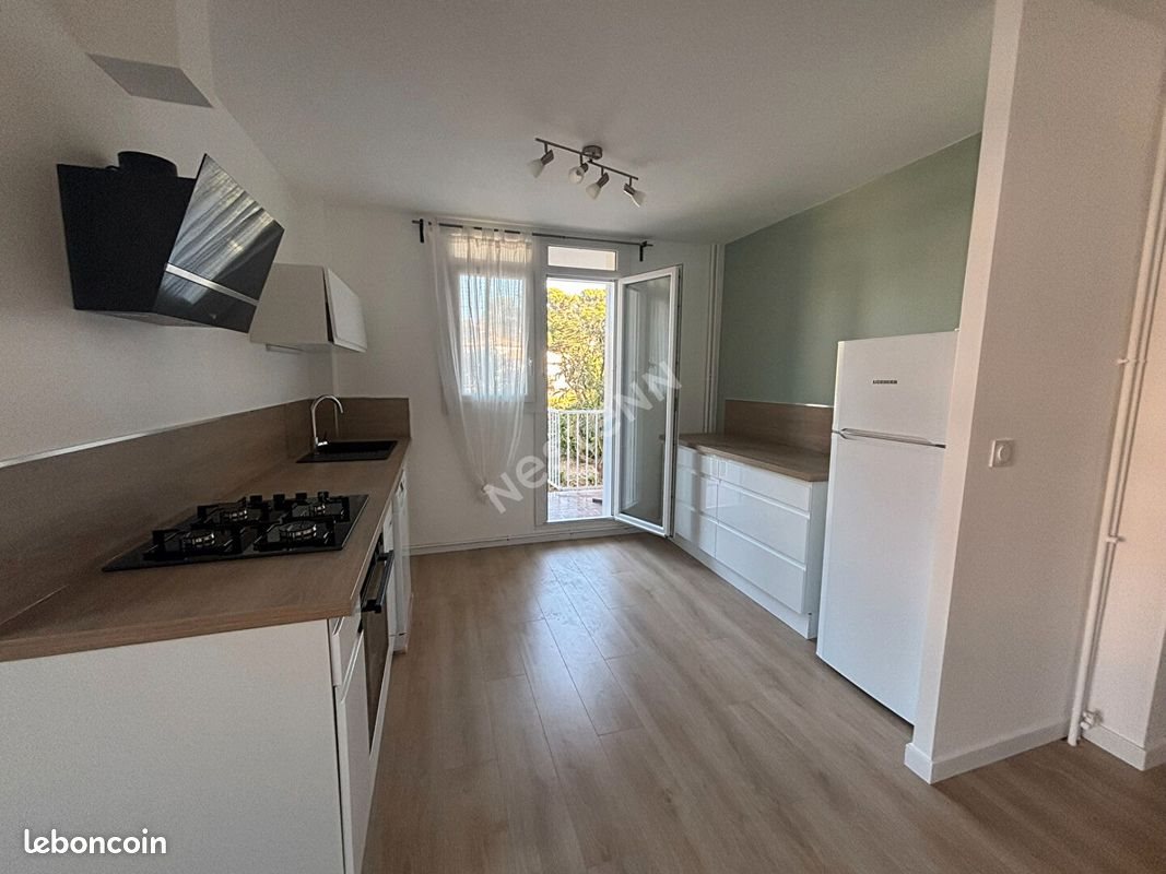 Appartement à louer, 61m², Le Pradet