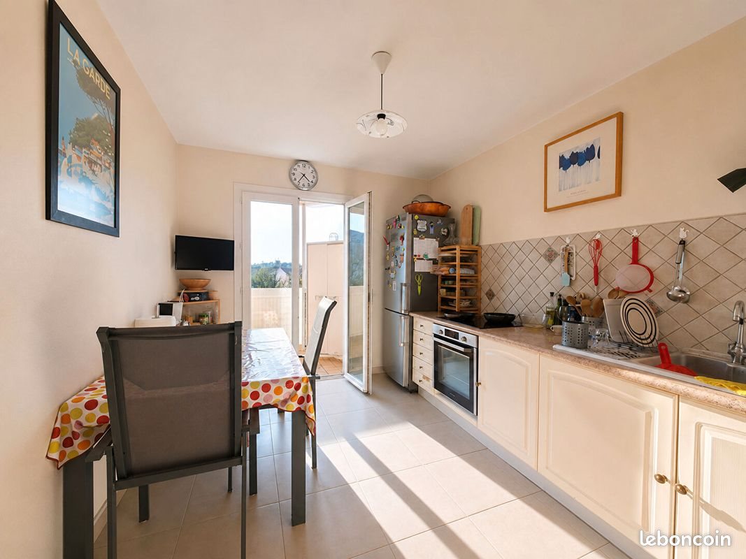 Appartement à louer, 60m², La Garde