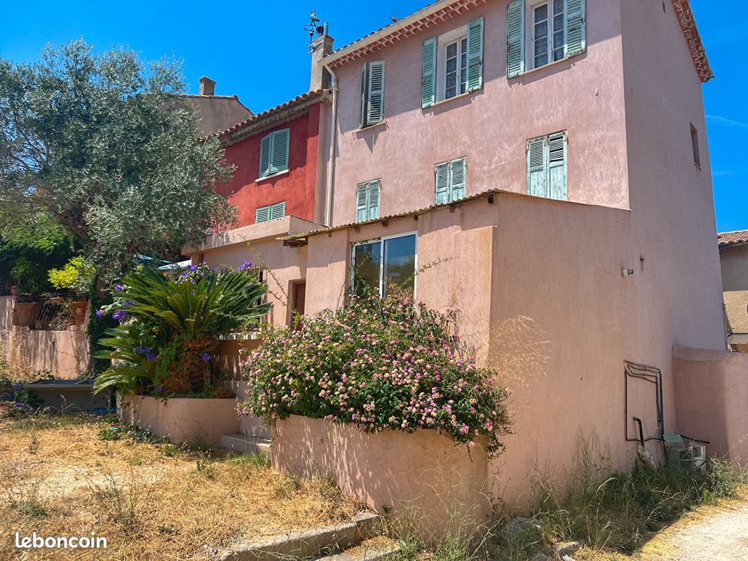 Maison à vendre, 100m², Carqueiranne