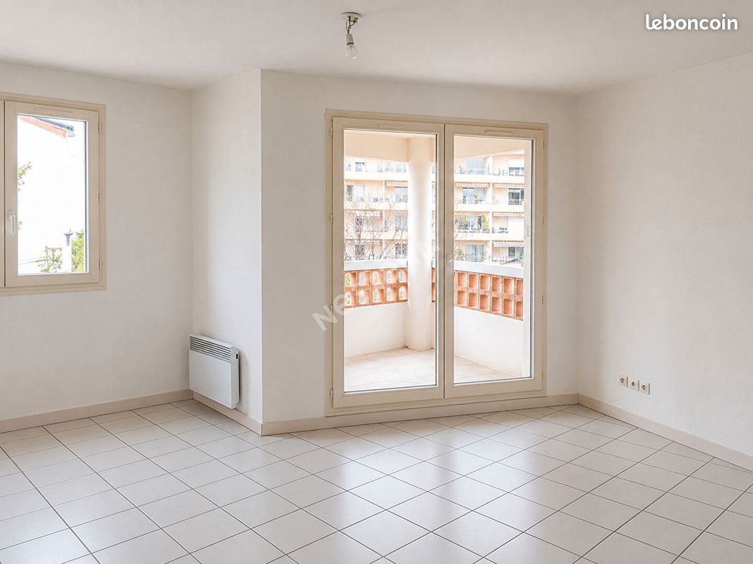 Appartement à louer, 68m², Hyères