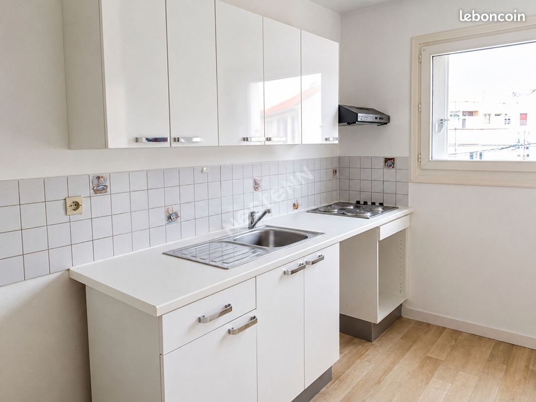 Appartement à louer, 68m², Hyères