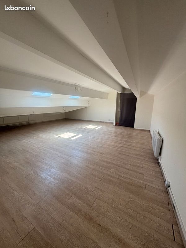 Appartement à louer, 49m², La Crau