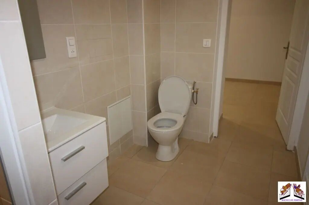 Appartement à louer, 46m², Rians