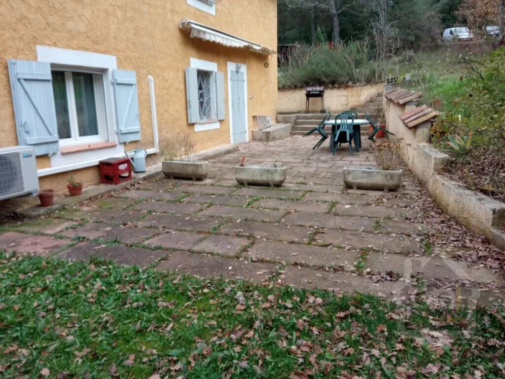 Appartement à louer, 43m², Rians