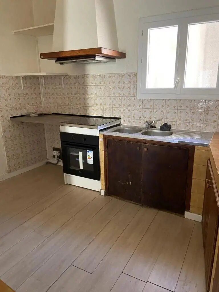 Maison à louer, 60m², Tourves